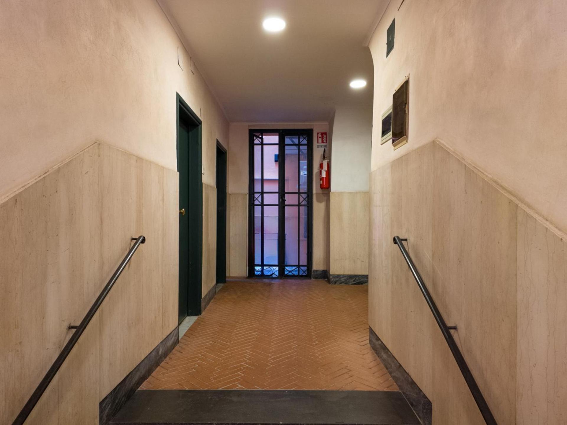 Apartamento The Rent - Three-room Near The Colosseum *