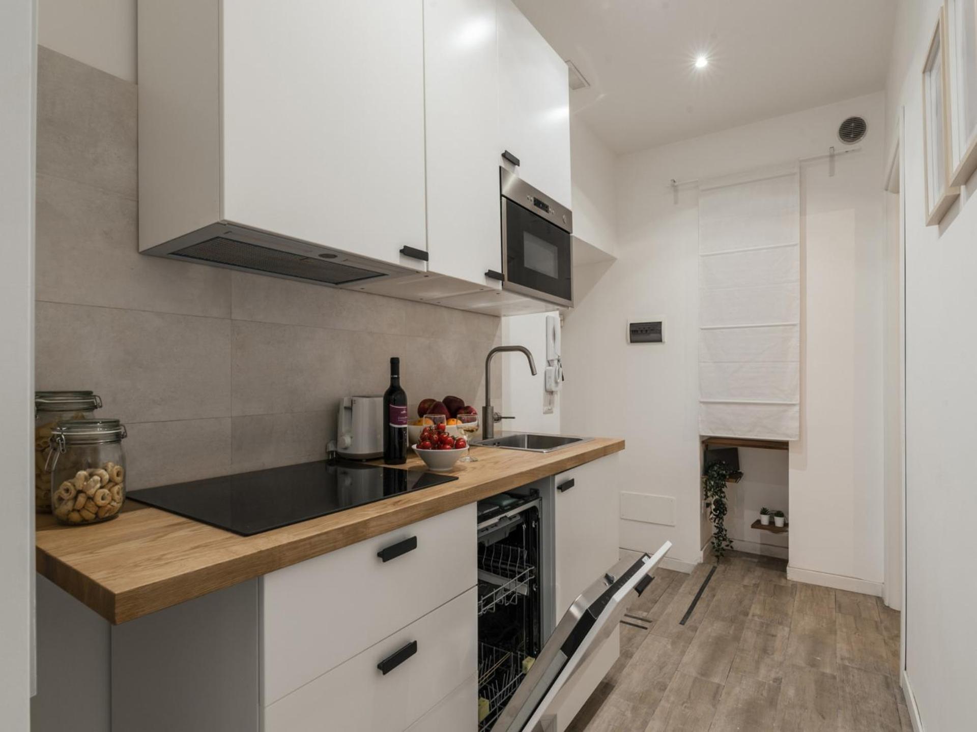 Apartamento The Rent - Three-room Near The Colosseum